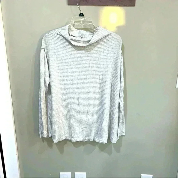 NWT Free People We the Free small ribbed raw hem open back mock neck gray top - Picture 1 of 7